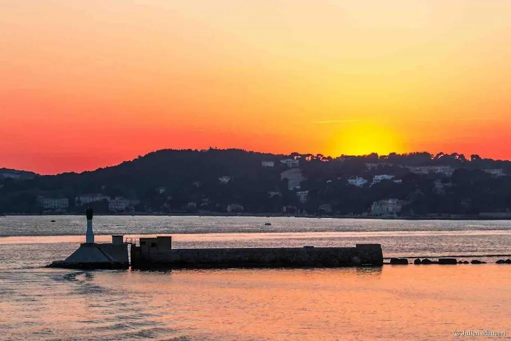 Villa Bonheur Saint-Mandrier-sur-Mer 0*,